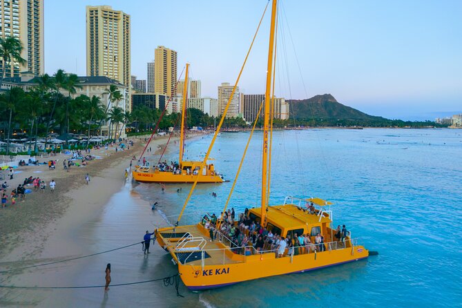 1-Hour Diamond Head Sail of Waikiki Beach - Passing Waikiki With Constant Diamond Head Sightlines