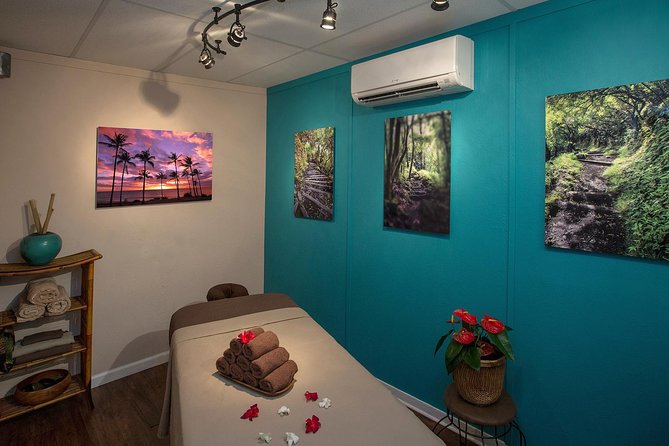 120 Minute King Massage Package - The room experience: privacy, music, scents, and being kept comfortable