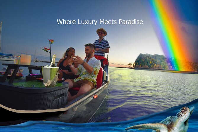 2-Hour Small-Group Gondola Excursion in Waikiki - Entering Waikiki from the water: what makes this gondola different
