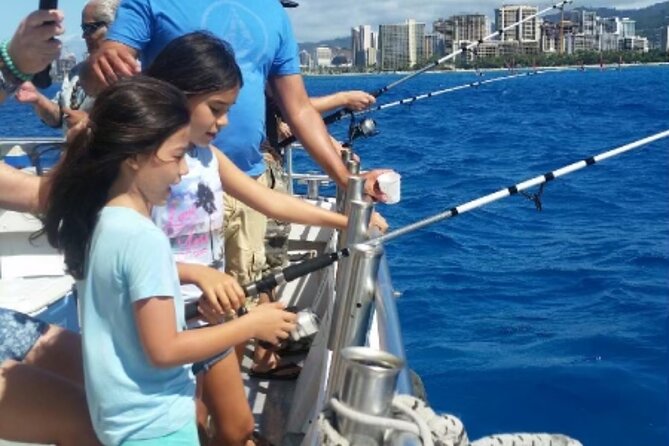 3-Hour Fishing Trip in Waikiki - Getting There: Dock Location and How to Avoid Time-Sink Stress