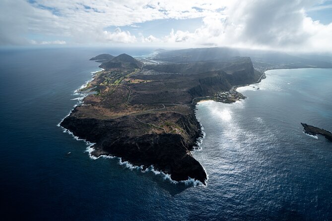 30 Minutes PRIVATE Helicopter Tour in Honolulu - What a private 30-minute flight over Oahu really gives you