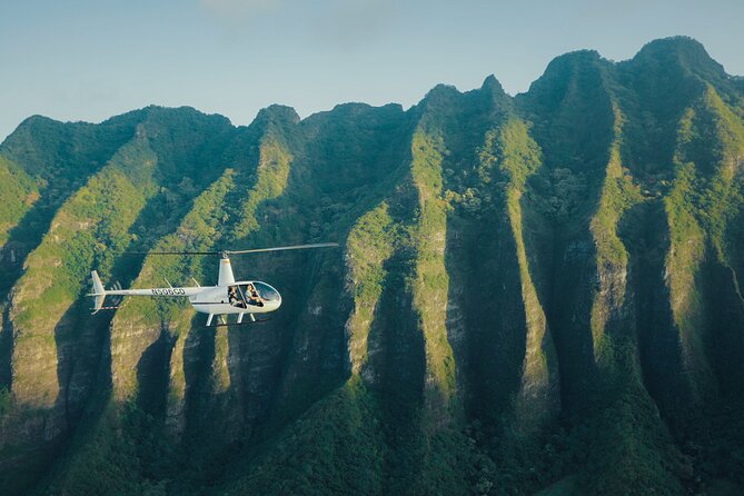 60 Minutes SHARED Helicopter Tour in Honolulu - Diamond Head to the Punch Bowl Area: The City Meets the Mountains