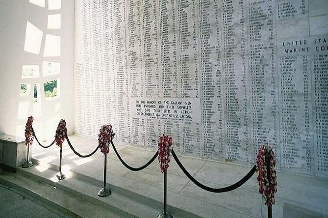 Battleships of WWII at Pearl Harbor from Waikiki - Downtown Honolulu narration: 45 minutes to tie the city together