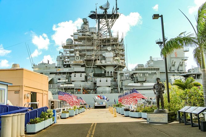 Best Of Pearl Harbor: The Complete Experience Tour - USS Arizona Memorial: the moment you came for