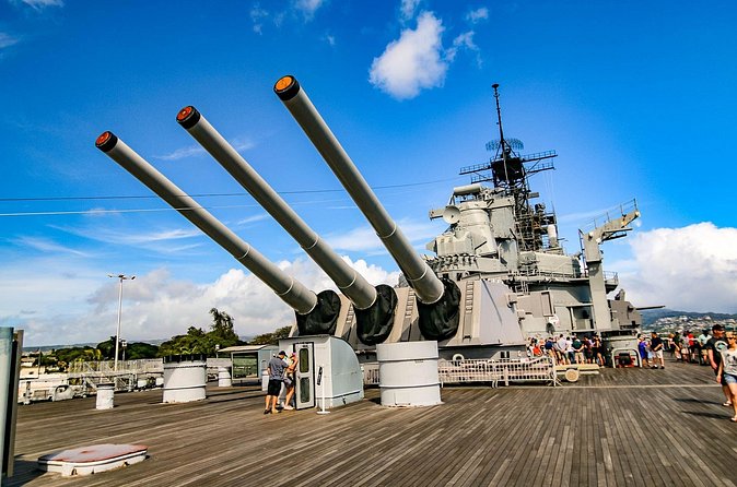 Best Of Pearl Harbor: USS Arizona Memorial & Historic Honolulu - Downtown Honolulu Add-Ons: Iolani Palace and King Kamehameha Statue