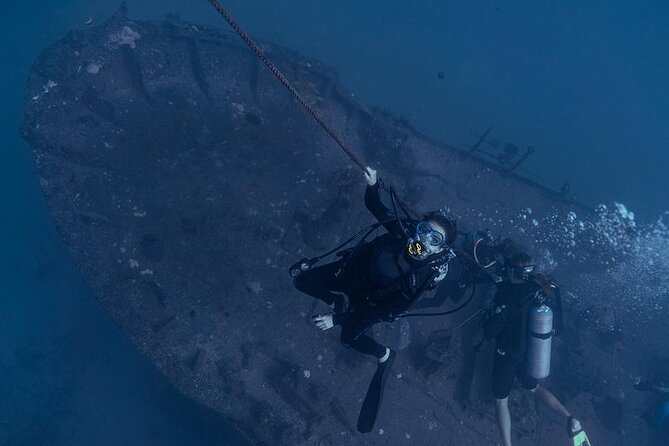 Certified Divers: Best 2-Tank Wrecks & Reef Boat Dive All Inclusive From Waikiki - A realistic heads-up from the underwater reality