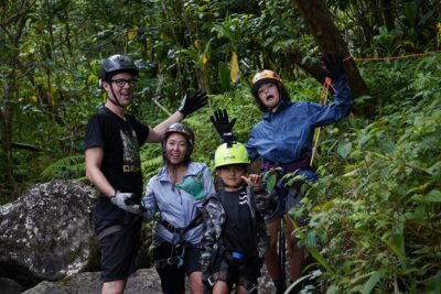 Chasing Waterfalls:Wild Hawaii Rappelling - Getting to the start: 3000 10th Ave, 8:00 am, and the small-group vibe