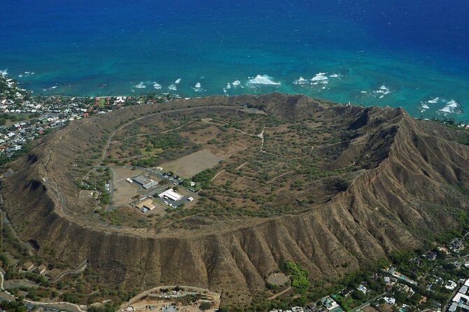 Diamond Head and Manoa Falls Hike and Adventure Tour - Snacks, Drinks, And What To Expect When You’re Hungry