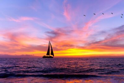 Diamond Head Sunset Sail - Where you meet: the pier details that save time