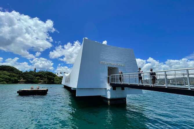 Family-friendly Pearl Harbor and Honolulu Downtown with private transportation - Price, Pickup, and Real Value for Families