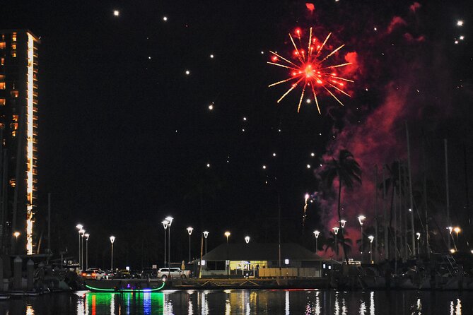 Fireworks Waikiki Gondola Cruise -lots of fun- - What about those add-ons and refunds? A fair caution