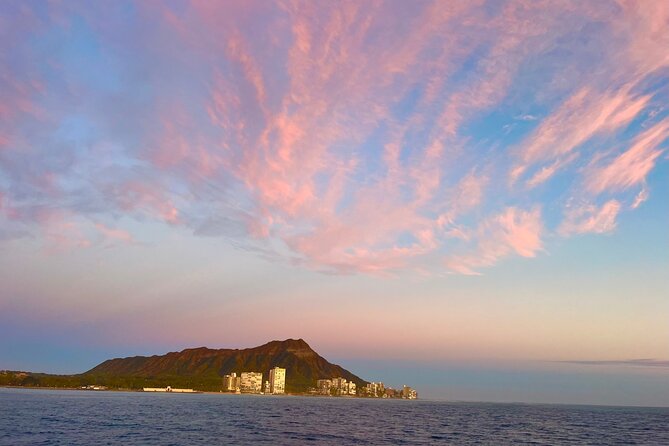 Friday Night Waikiki Fireworks Cruise - The cruise route: Waikiki Beach, Diamond Head, and Hilton fireworks