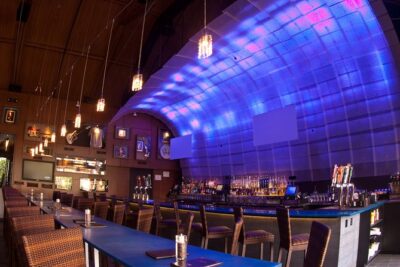Hard Rock Cafe Honolulu - Acoustic vs Electric menu: how to choose without regrets