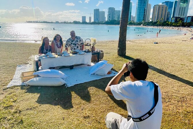 Hawaii Beach Picnic Date - Getting There From Honolulu and Using Your Free Rest of Day