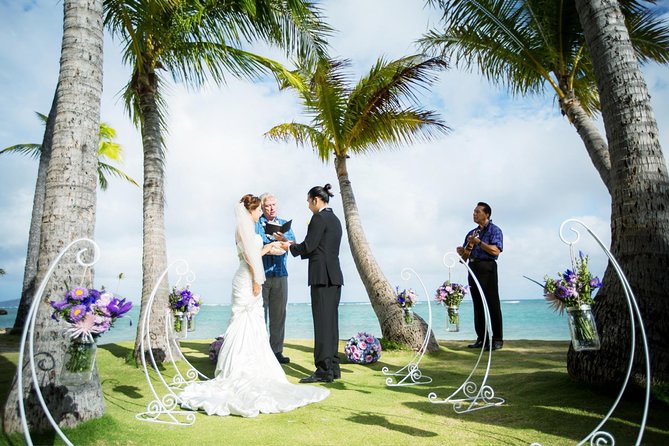 Hawaii Wedding - Aloha Beach Wedding and Photo Session - Waialae Beach Park and the beach permission piece