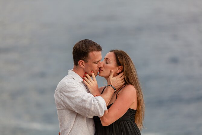 Hawaii's Magnificent Cliffs Photography - Multiple backdrops in one shoot—so you can mix and match