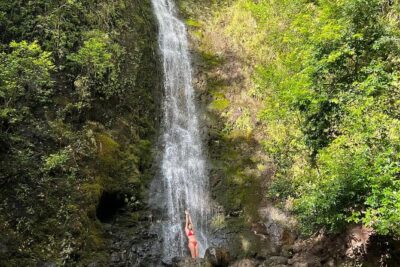 Hike to a Tropical Waterfall - pick up included - Pickup around Waikiki, Ala Moana, Downtown, and Diamond Head