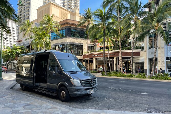HNL Airport & Waikiki Private Transfer by Brand New Mercedes Van - The Ride to Waikiki Hotels: Comfort for Up to 14 People