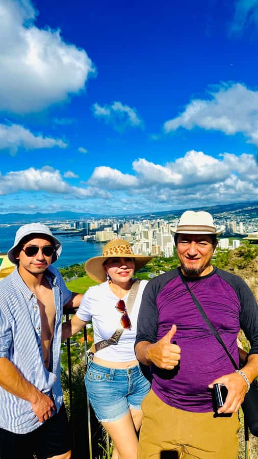 Honolulu: Diamond Head Hike with Transfers - Who should book this Diamond Head hike with transfers