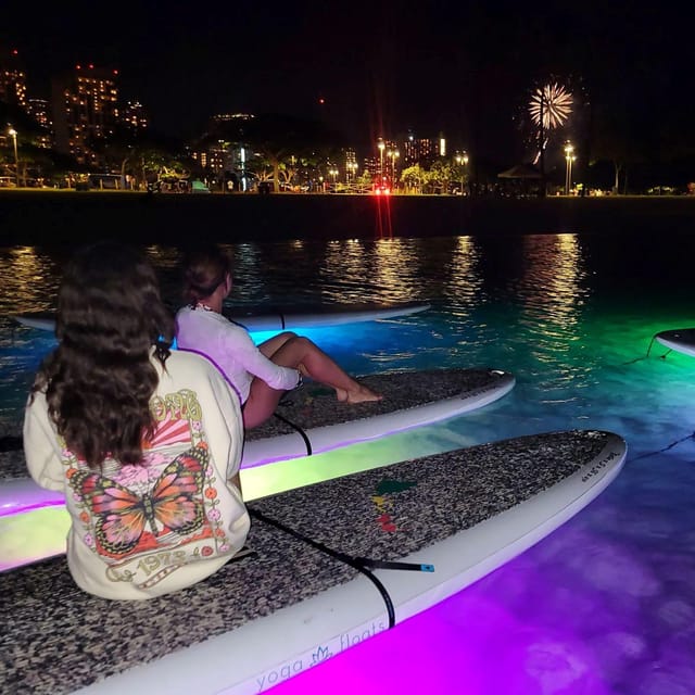 Honolulu: Fireworks Glow and Flow Yoga Class - Your 90-Minute Plan on Honolulu Water