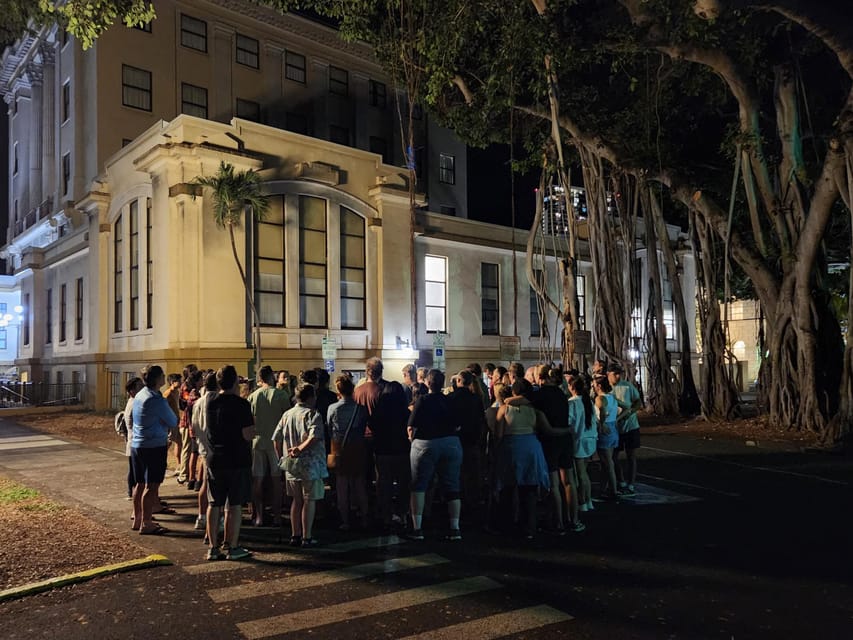 Honolulu: Ghosts of Old Honolulu Walking Tour - Lopaka Kapanui’s Storytelling: How You’ll Experience It