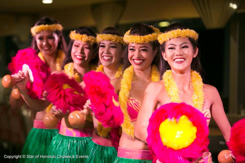 Honolulu: Pacific Star Sunset Buffet and Show - The Polynesian Show: Moku Ola – Voyage of Life + Dance Pa’ina