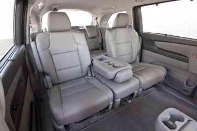 Honolulu: Private Airport Transfer with Arrival Lei Greeting - The Text Message the Day Before That Saves You From Airport Guesswork