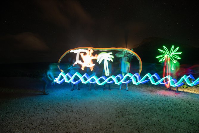 Honolulu Sunset & Light Painting Experience - Why this Oahu night photo session feels different