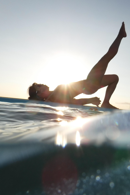 Honolulu: SUP (Standup Paddleboard) Yoga Class - What to Bring (and What Actually Matters)