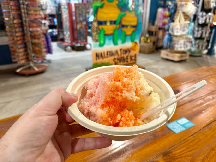 Honolulu: Waikiki Food Tour with Local Guide - The Three-Hour Timing: Enough Food, Not Enough Time for Slumping