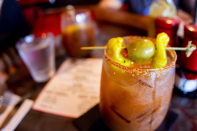 Honolulu's Walking Food Tour - Who should book this Diamond Head food walk