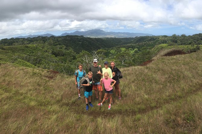 Huakai Iki - Little Hiking Adventure - Getting There: Haleiwa Meeting Point and the 4WD Trailhead Ride