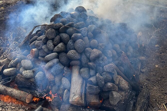 Immersive Luau Experience - Kalo to poi: pounding taro and understanding the basics
