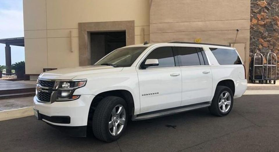 Kahului: OGG Airport Private Transfer to Kahului City|Hotels - How the Pickup Works: SMS Instructions, Flight Tracking, and a Real Meeting Point