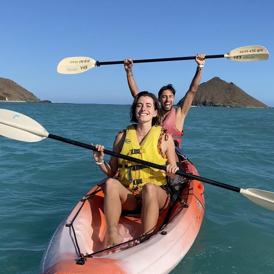 Kailua: Mokulua Islands Guided Kayak and Snorkeling Tour - Kailua to Mokulua: the vibe of a guided kayak + snorkel day