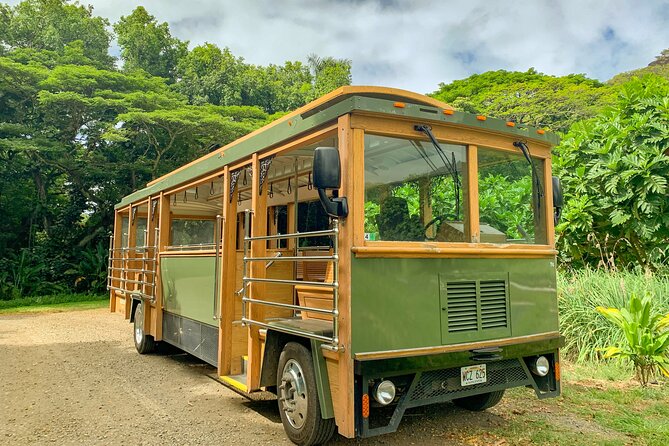 Kualoa Ranch - Kualoa Grown Tour - The trolley ride: heat control that also makes the ranch easier to enjoy