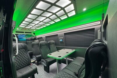 Luxury Sprinter Transfer Airport, Waikiki and Cruise Terminal - Texted Pickup Updates in Honolulu: The Part That Saves Your Sanity