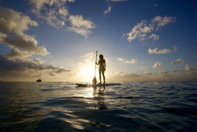 Magic Island Honolulu Stand Up Paddling - Your 1-Hour Yoga Floats Session: What Happens on the Water