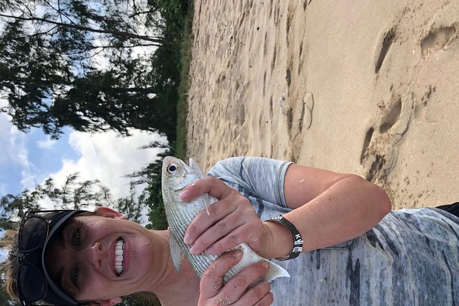 North Shore Tour Guide Shoreline Fishing - Stop on Oahu’s North Shore: quieter spots and hands-on help
