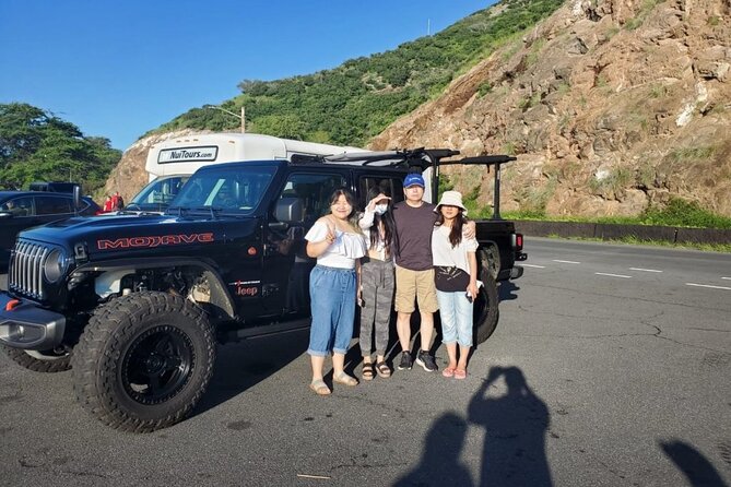 Northshore ocean adventure and circle islandJeep Tour- Guaranteed to see turtles - Sunset Beach and Halona Blowhole: wave seasons and lava-made surprises