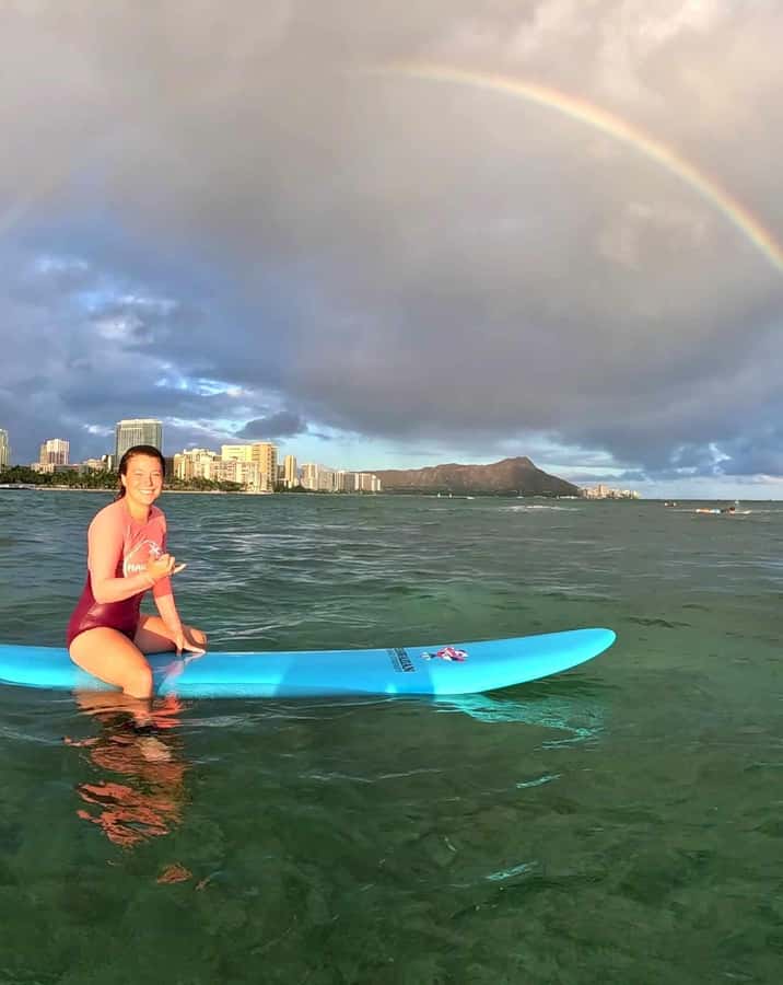 Oahu: 1-on-1 Surfing Lesson in Waikiki - Included gear and what you should pack before you go