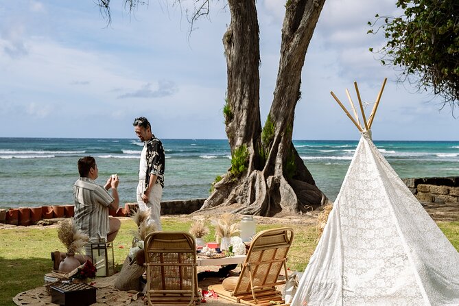 Oahu Beach Picnic: Private, Luxury Experience - Meeting at 5475 Kalanianaʻole Hwy and Staying Grounded on Timing