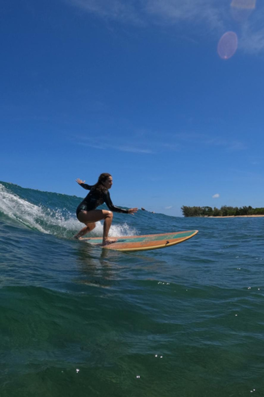 Oahu: Beginner Group Surf Lesson on North Shore - First-timer surfing on Oahu’s North Shore, starting near Haleiwa