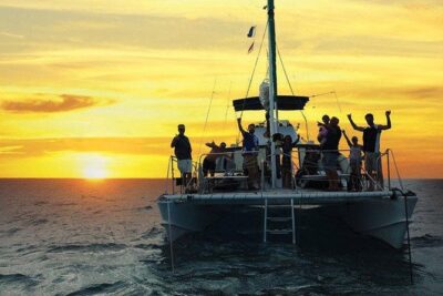 Oahu Catamaran Waikiki Sunset on 40 Foot Catamaran: Food and BYOB - The 5:15 pm Diamond Head Stop: Getting Oriented from the Pacific