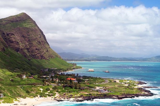 Oahu Circle Island (Holoholo Mokupuni), from Waikiki - Entering Oahu from Waikiki: the pickup and ride feel like a head start