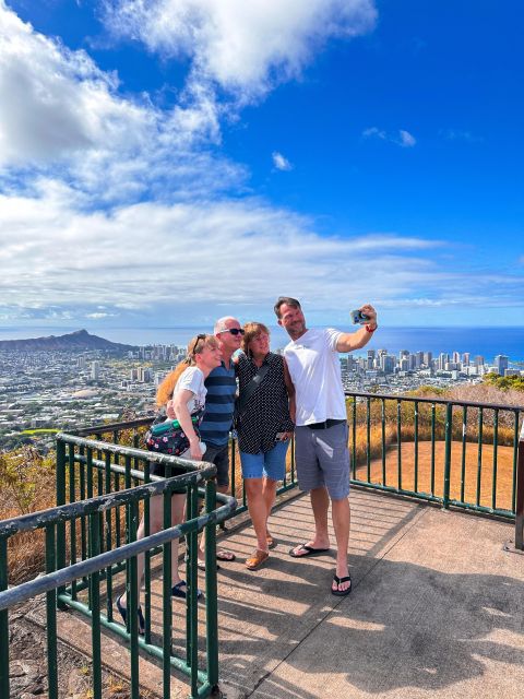 Oahu Circle Island Tour - Best Spots & Beaches - Eastside coastline: Hanauma Bay, Halona, and the blowhole stops
