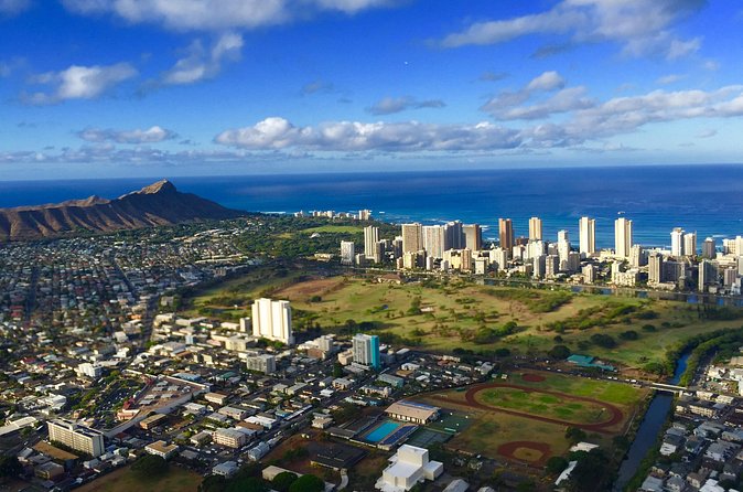 Oahu friendly hiking experience - Koko Crater Arch: a viewpoint win near Honolulu