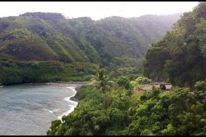 Oahu Grand Circle Island Experience Departing from Maui - Kualoa Regional Park and Chinaman’s Hat: the view you’ll recognize