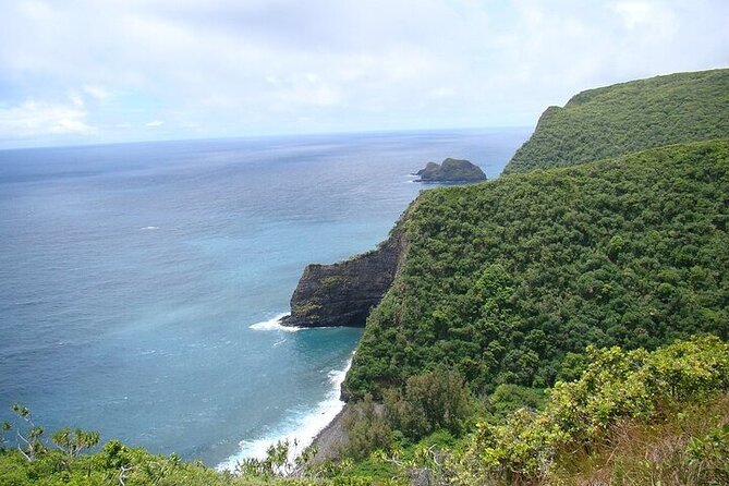 Oahu Grand Circle Island Experience from Waikiki - Sandy Beach, Makapu’u, and Kualoa’s Chinaman’s Hat Photos