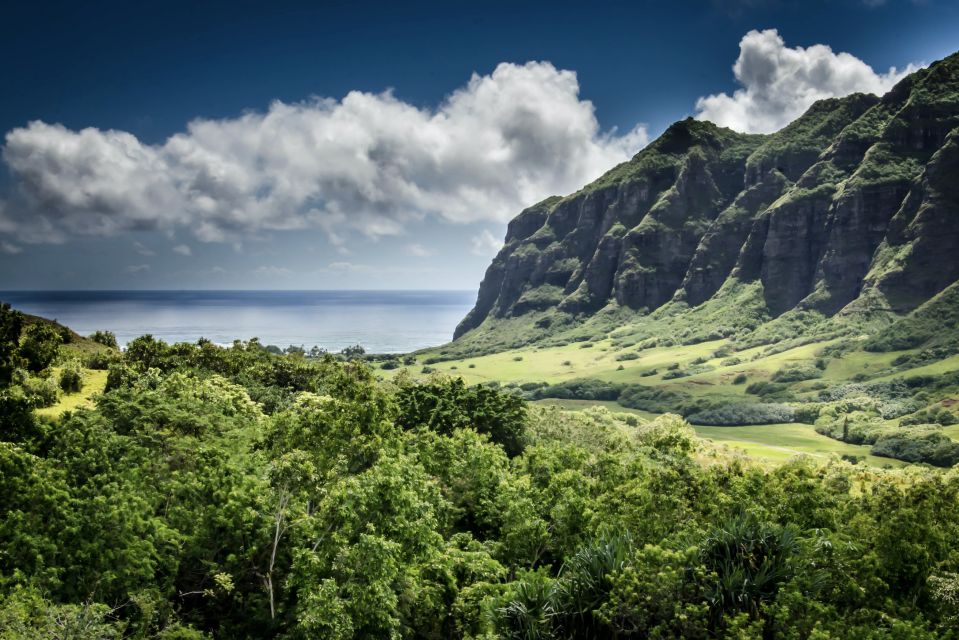 Oahu Hidden Gems & Waimea Botanical Garden/Waterfall tour - Key things to know before you go